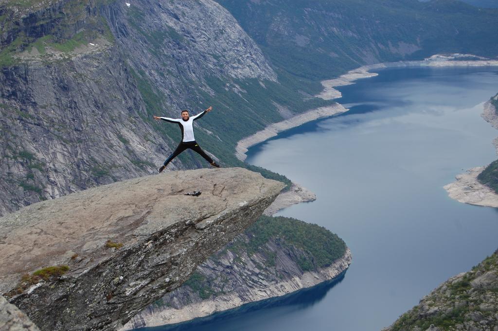 אודה Trolltunga Studios מראה חיצוני תמונה